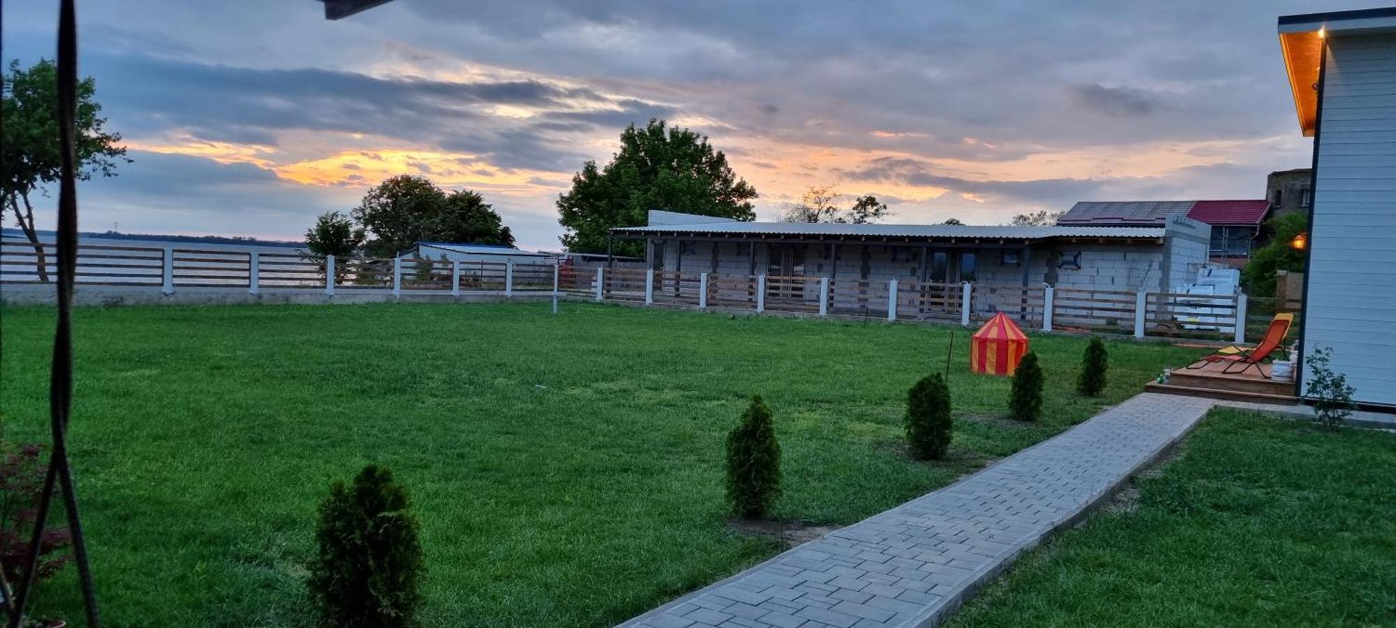 Vila Legrand Bazias Экстерьер фото