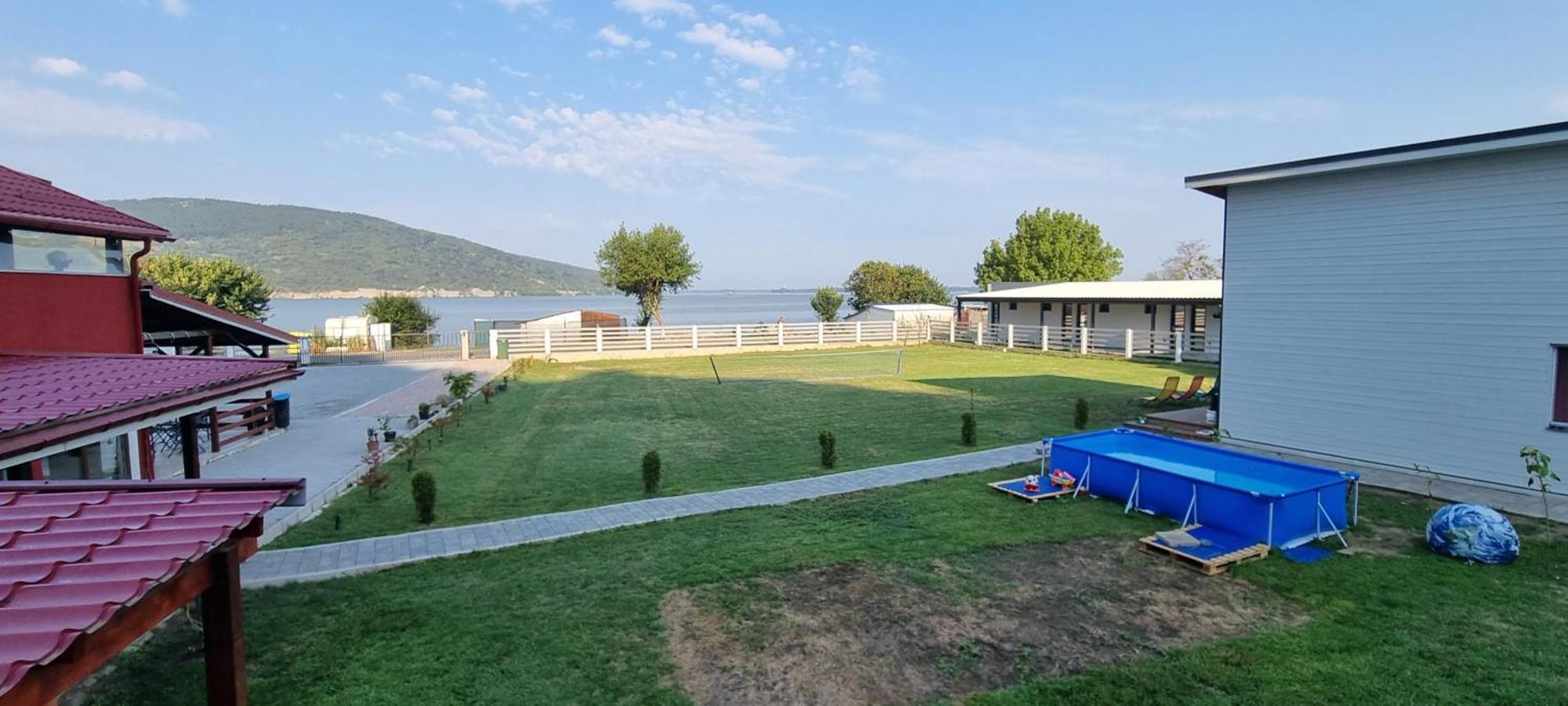 Vila Legrand Bazias Экстерьер фото